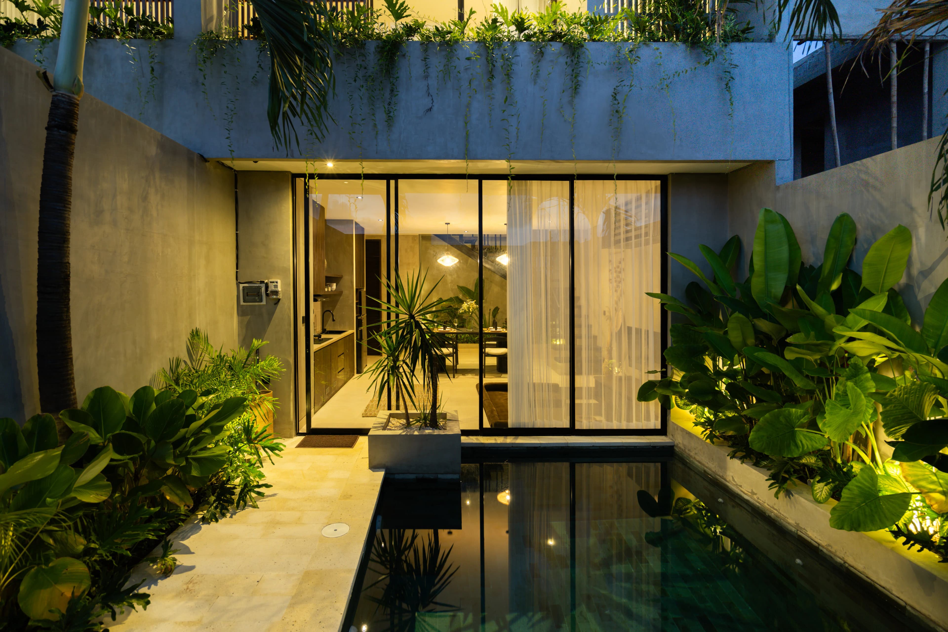 Kayat Villa Bali private swimming pool, view 3